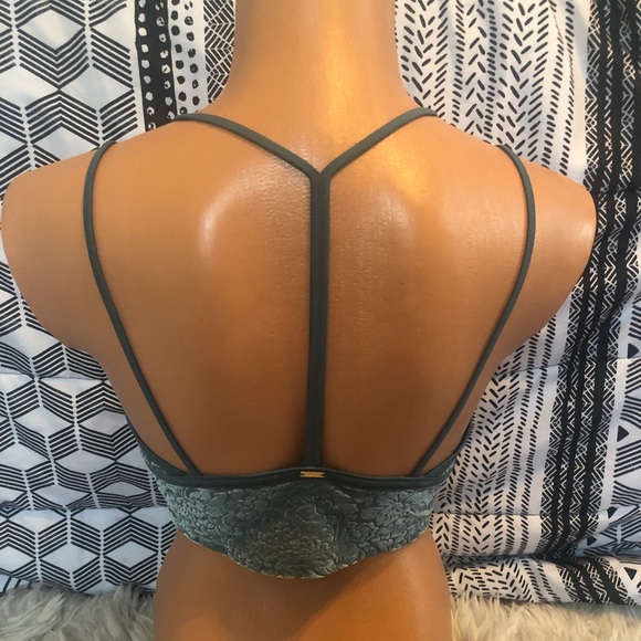 Pine green velvet bralette Victoria’s Secret - Picture 3 of 3